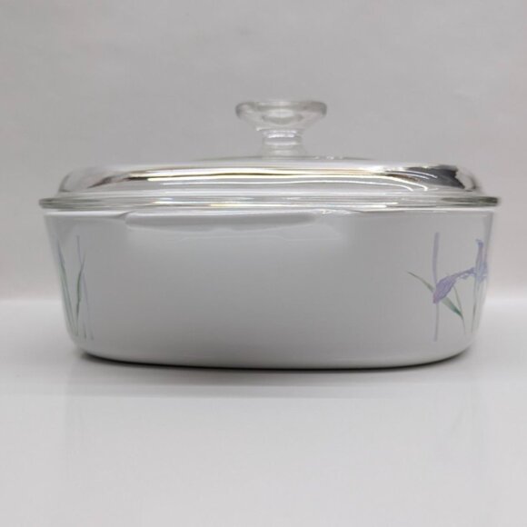 CorningWare Iris 2L Casserole Dish Glass Lid Blue Purple Flower Bakeware - Picture 2 of 16